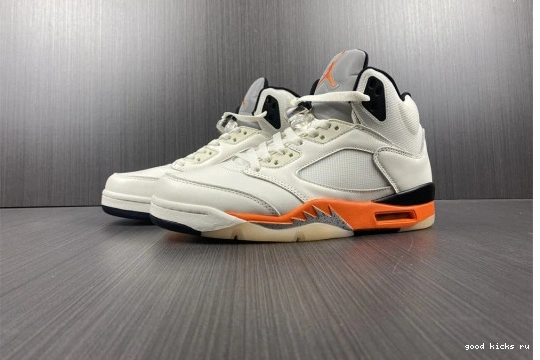 Total DC1060-100 5 DC1060-100 Air Jordan Retro Orange 0320